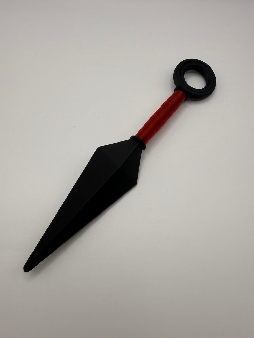 Kunai Spinner – Red Handle, 3D printed by 3D&ME in Tralee